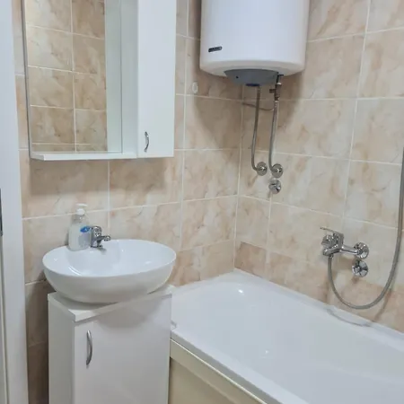 Daire Apartmani Loznica *